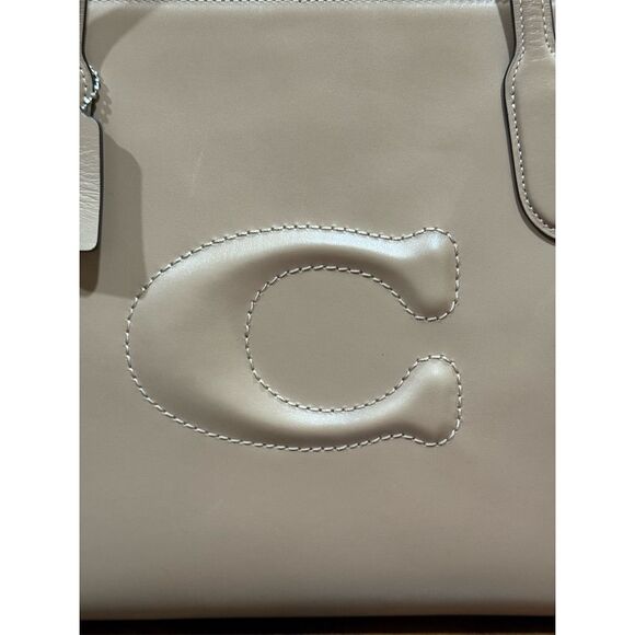 Coach Nina Tote Bag Beige Leather - Picture 3 of 14